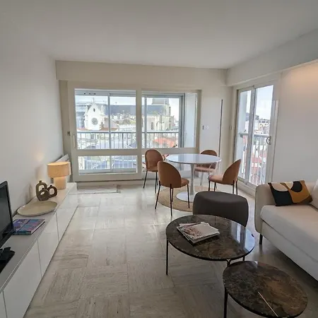 Apartment Loving Cocoon With Furnished Balcony