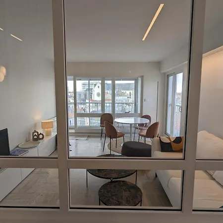 Loving Cocoon With Furnished Balcony *