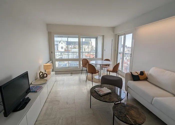 Apartmán Loving Cocoon With Furnished Balcony